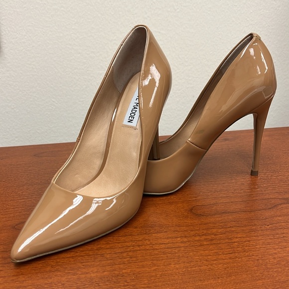 Steve Madden Camel Luiza Camel Patent Heels Size 8 - Picture 2 of 6